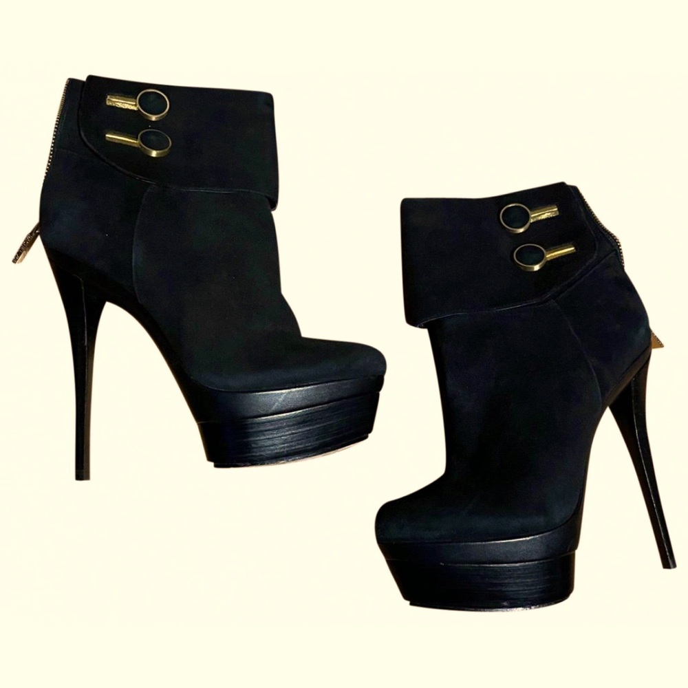 Rachel Zoe heels